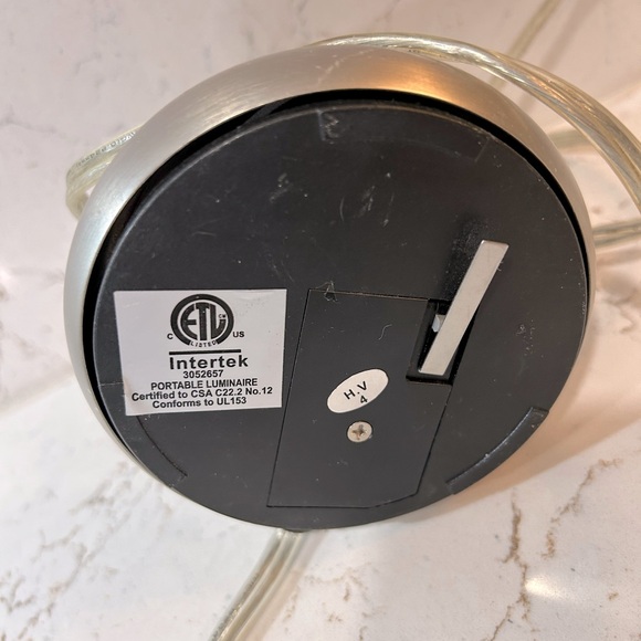 Intertek Mini LED Stand Up Light - Picture 6 of 6